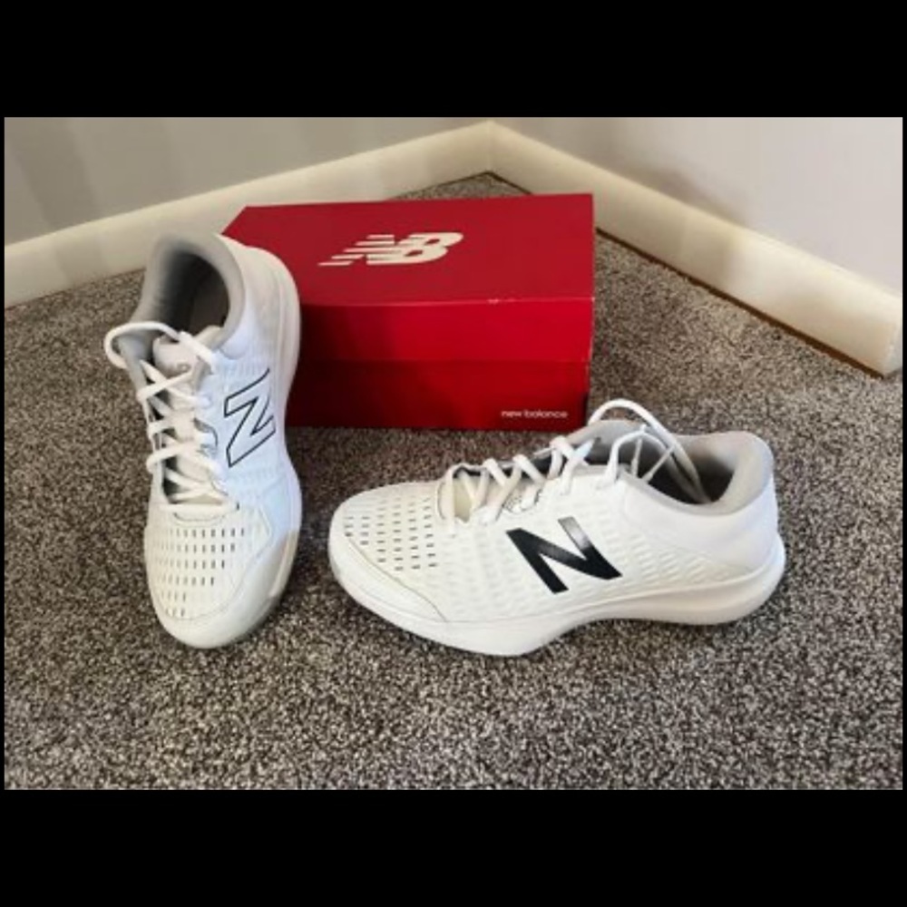New Balance 696 V4 Womens Tennis 7.5 White